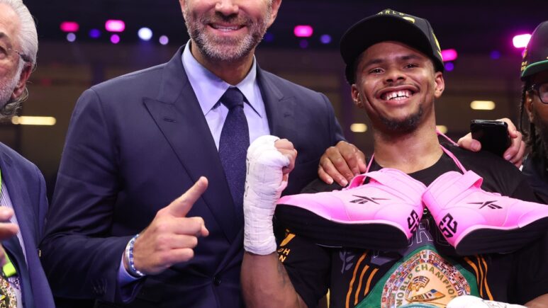 Rolando Romero Labels Shakur Stevenson "Overrated" Due To "Lackluster" Resume