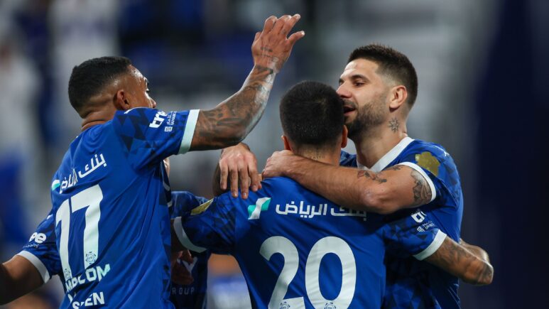 FBL-GER-BUNDESLIGA-DORTMUND-KIEL