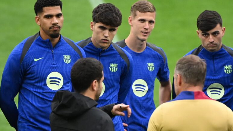 لاعبو الهلال