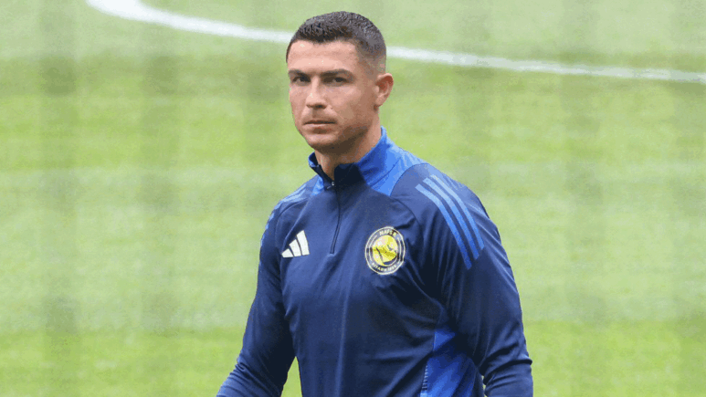 TOPSHOT-FBL-AWARD-BALLON D'OR-2024