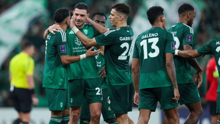 ميسي وتير شتيجن