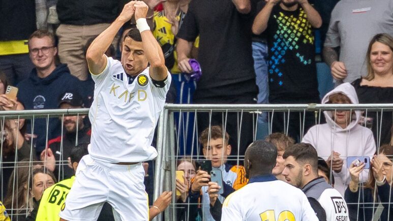 TOPSHOT-FBL-AWARD-BALLON D'OR-2024